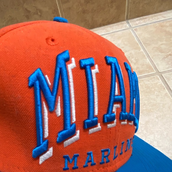 New Era Orange Miami MARLINS Florida Strap Back Baseball Hat MINTY MLB 9Fifty - Picture 2 of 10